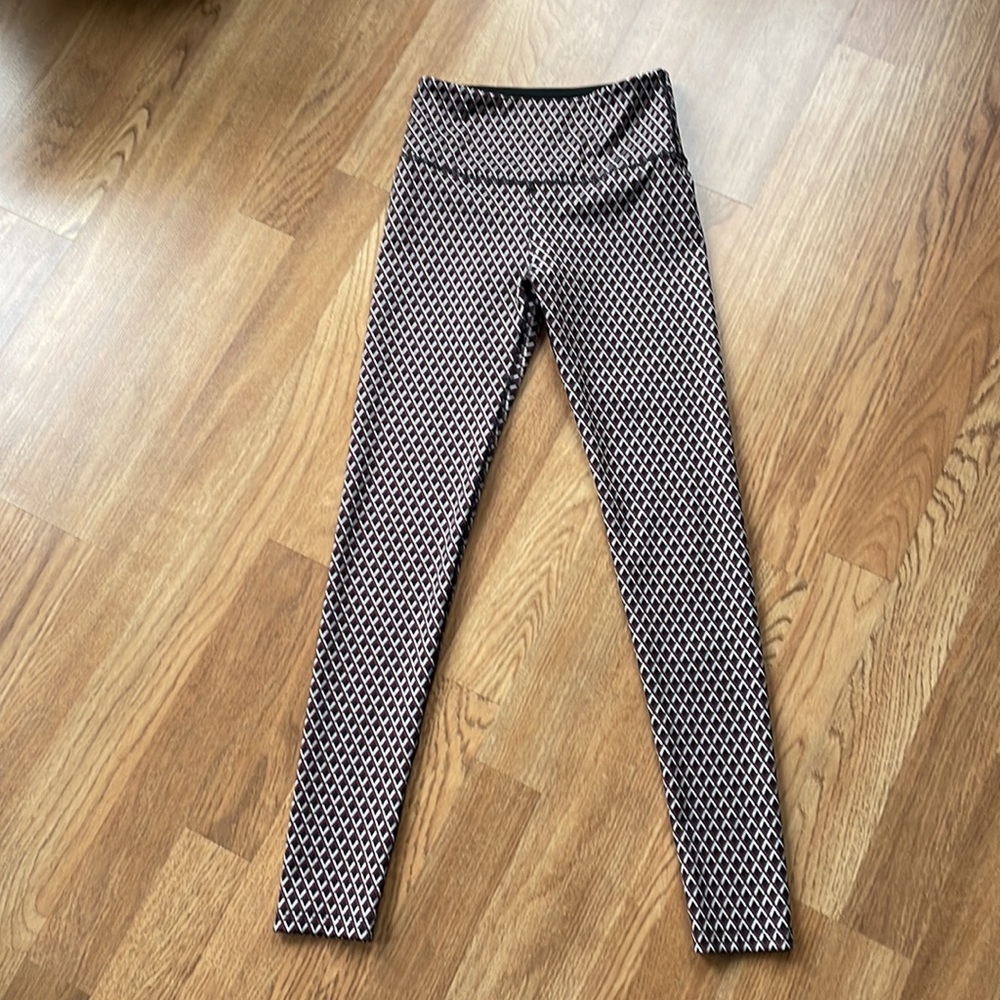 + NOLI + Diamond Print Leggings - Picture 2 of 5